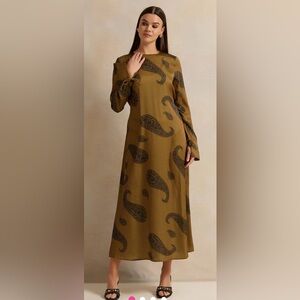 Elegant Paisley Print Midi Dress – Size UK 16 / US 12